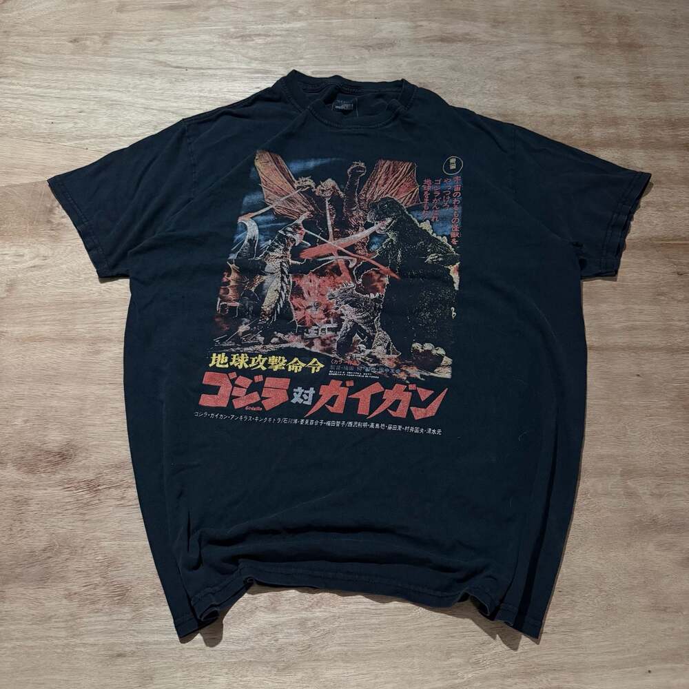 Godzilla vs Gigan Japanese Graphic T Shirt Black Medium Y2K Style
